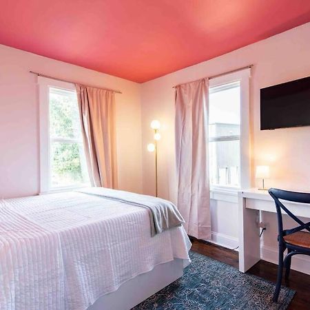 Blush And Bashful Germantown Two Bedroom Apartment Louisville Dış mekan fotoğraf