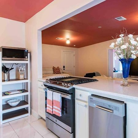 Blush And Bashful Germantown Two Bedroom Apartment Louisville Dış mekan fotoğraf