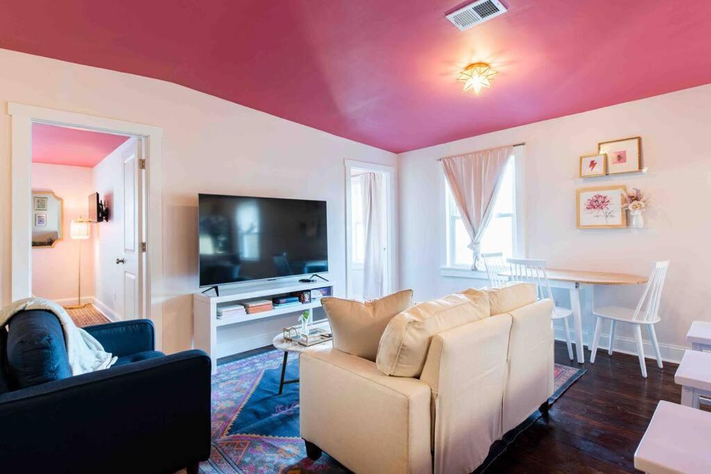 Blush And Bashful Germantown Two Bedroom Apartment Louisville Dış mekan fotoğraf