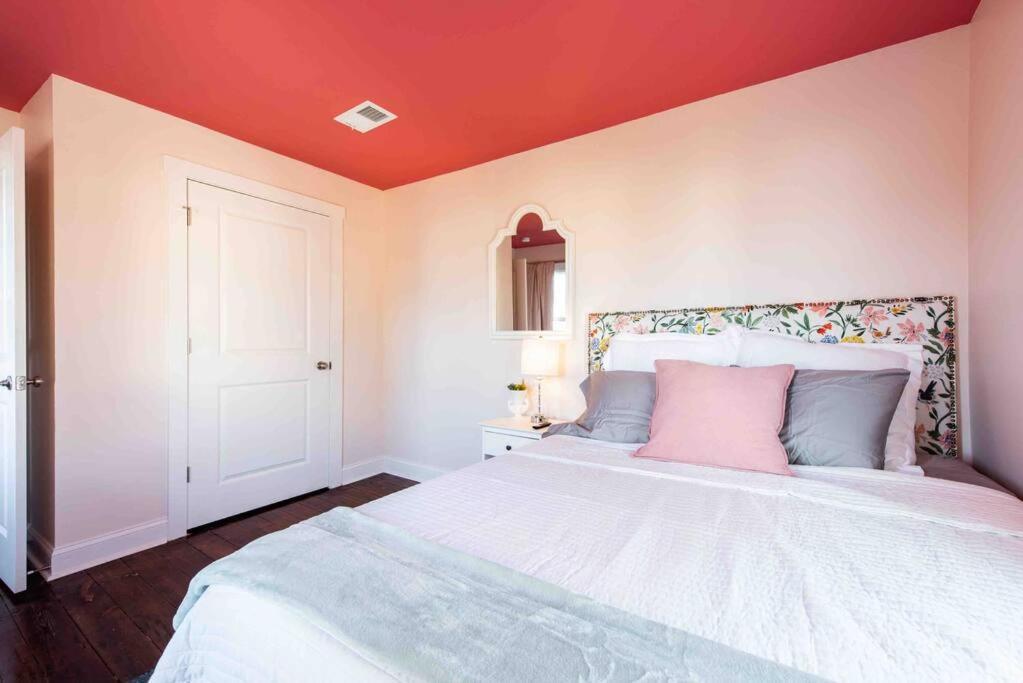 Blush And Bashful Germantown Two Bedroom Apartment Louisville Dış mekan fotoğraf
